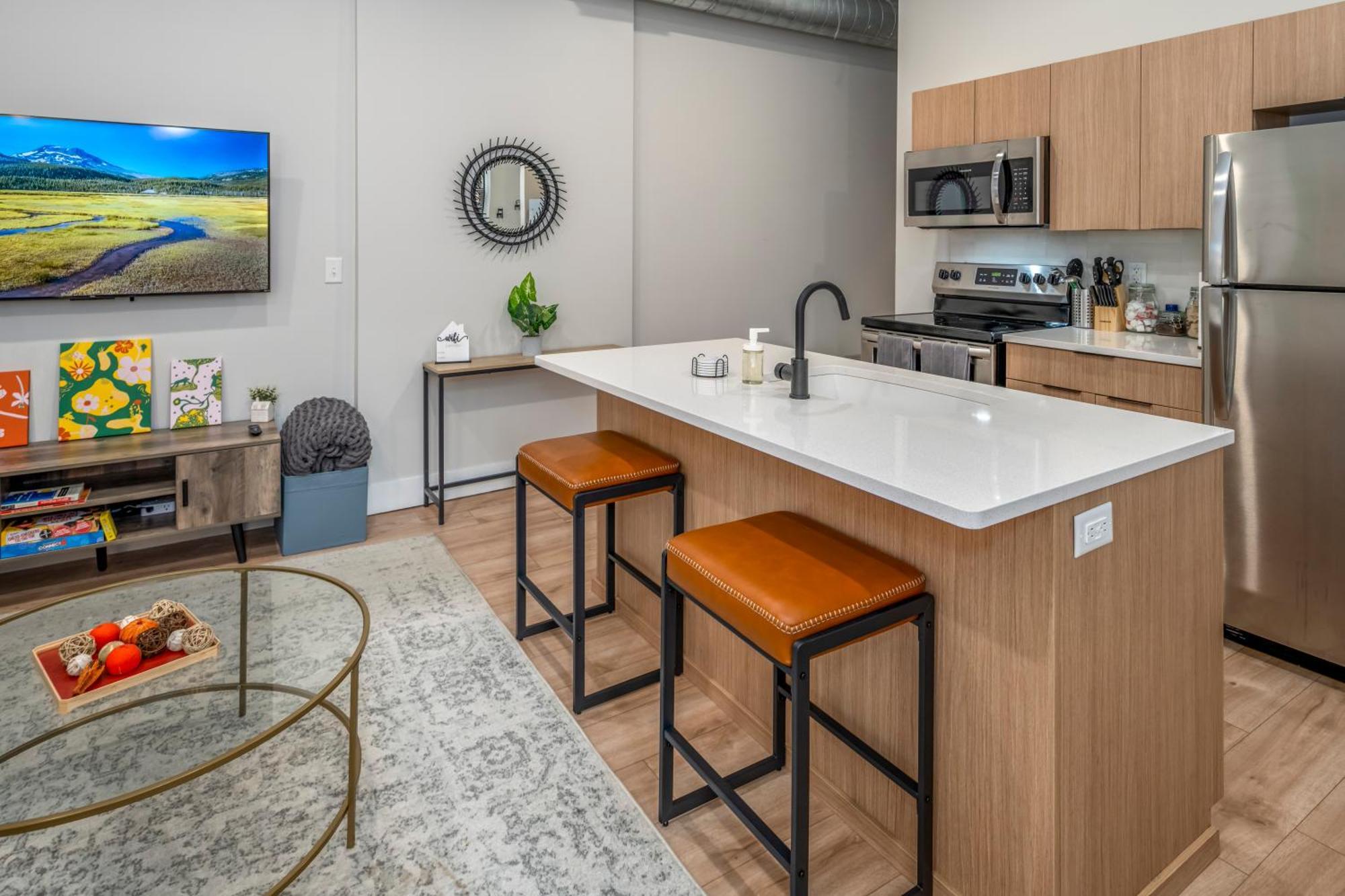 Prime Otr, 3 Lux Queen Beds, Two 55In Tvs, Steps To Tql, Findlay Market, Light Rail, Fast Wifi Cincinnati Bagian luar foto