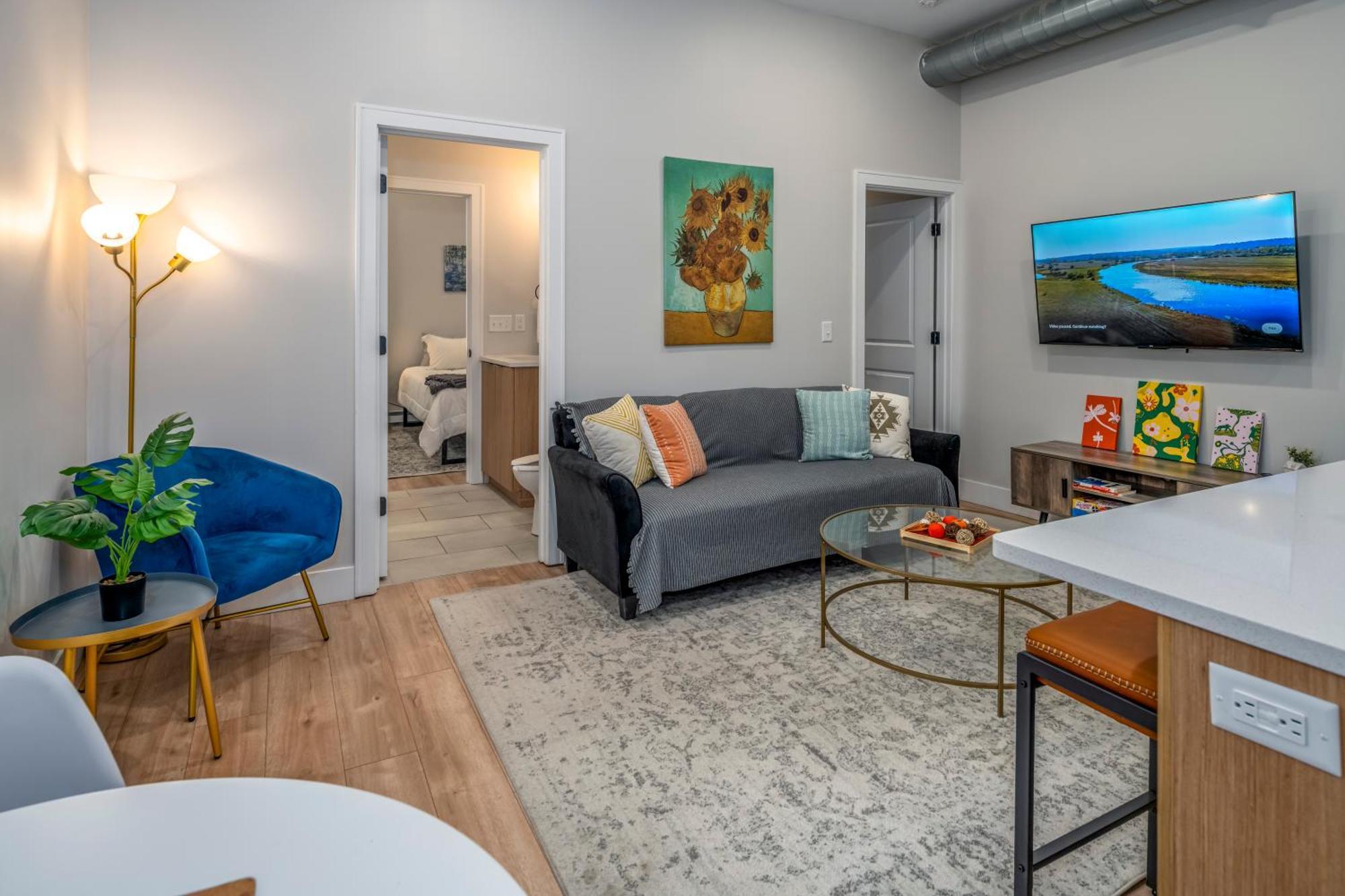 Prime Otr, 3 Lux Queen Beds, Two 55In Tvs, Steps To Tql, Findlay Market, Light Rail, Fast Wifi Cincinnati Bagian luar foto